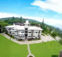 Lembang Asri Mountain Resort Hotel 