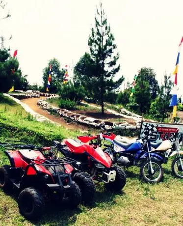 Lembang Asri Mountain Resort Hotel 