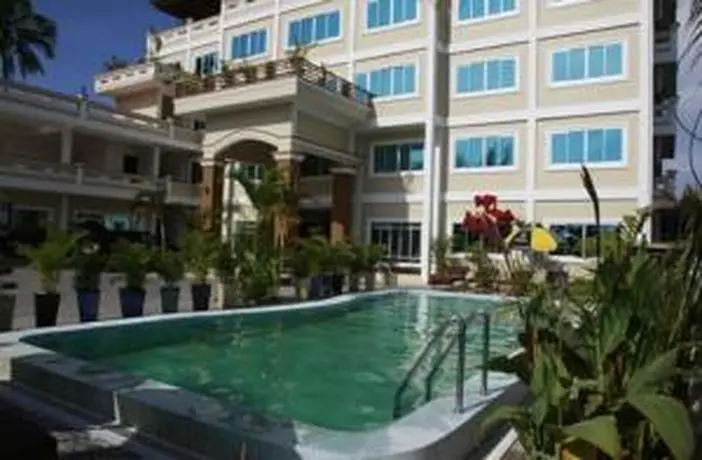 White Beach Hotel 