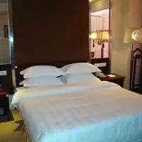 Huifeng Ausotel Hotel 