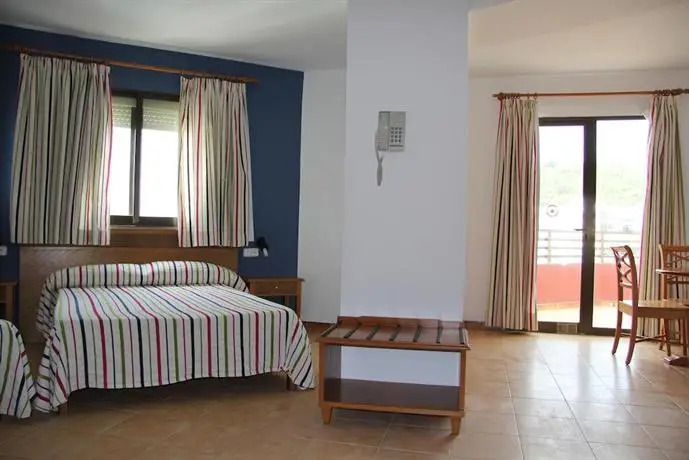 Apartamentos Gomila Park 