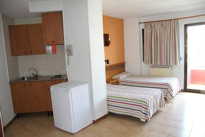 Apartamentos Gomila Park 