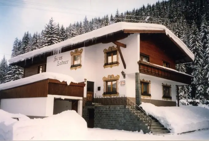 Haus Ladner