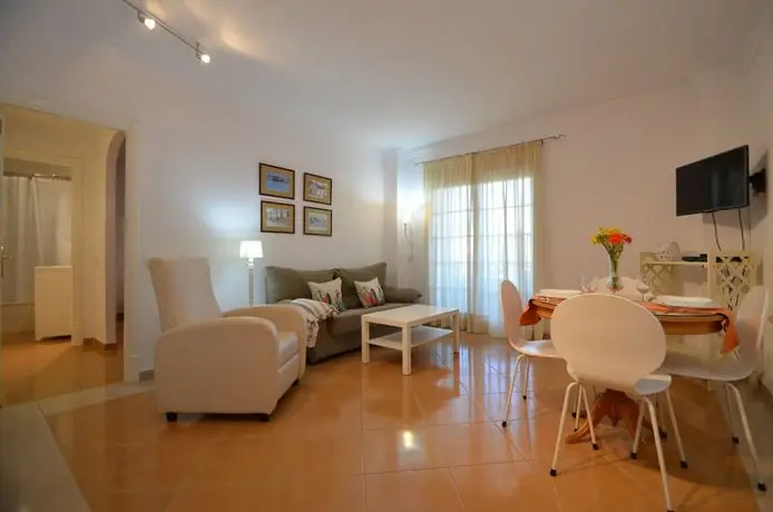 Apartamentos Solmares 