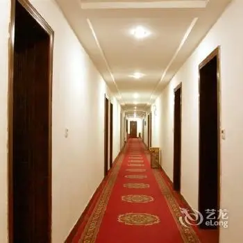 Fenghuang Phoenix Govenment Hotel 