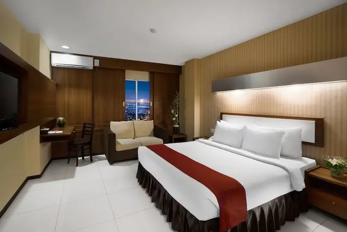 Garuda Plaza Hotel 