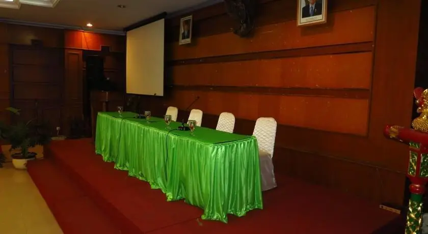 Grand Setiakawan Hotel & Convention Centre 