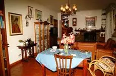 Villa Ida Bed & Breakfast 