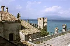 Foresteria Meuble Adriana Sirmione 