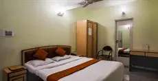 Alipore Guest House 