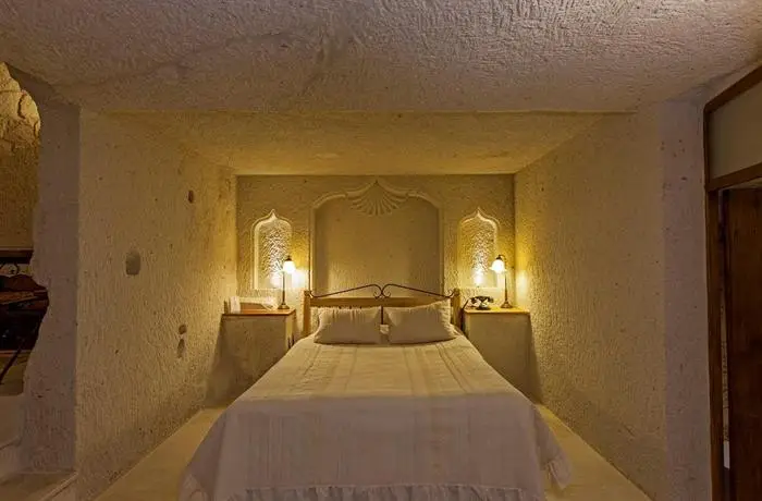 Mithra Cave Hotel 