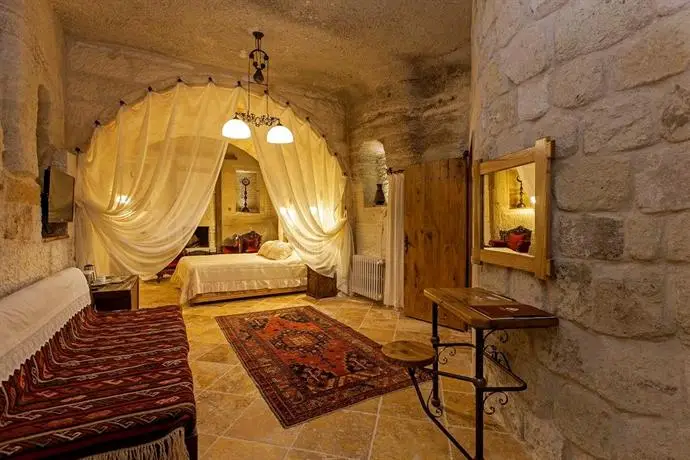 Mithra Cave Hotel 