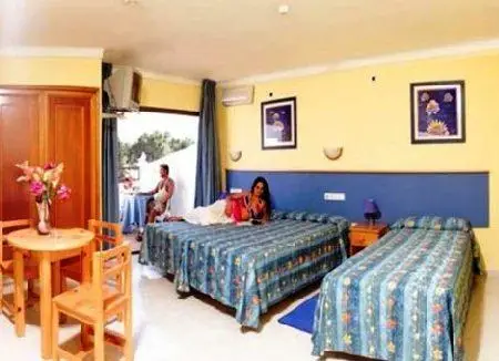 Apartamentos Sol Bay