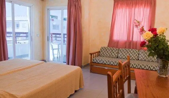 Apartamentos Sol Bay 