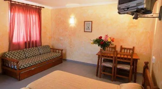 Apartamentos Sol Bay 