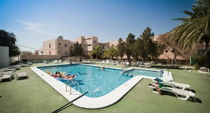 Apartamentos Sol Bay 