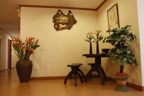 Bunjongburi Hotel 