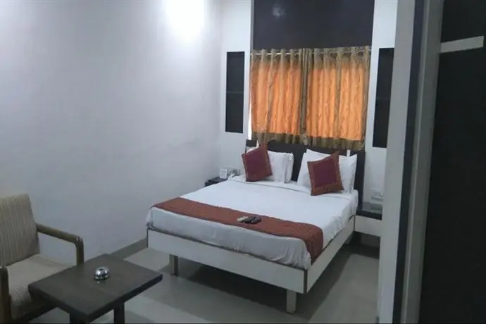 Hotel Kalinga Indore 