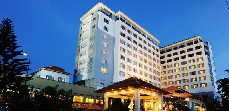 K Park Grand Hotel