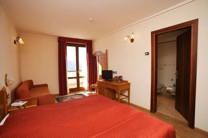 Hotel Pineta Campi 