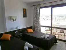 Apartamentos Mestret 