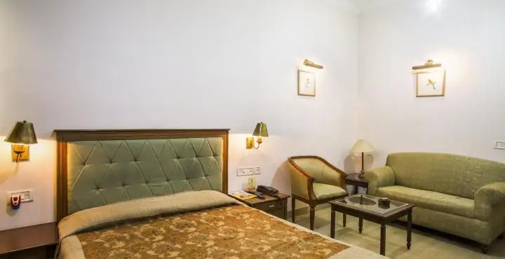 OYO 8178 Hotel Saket