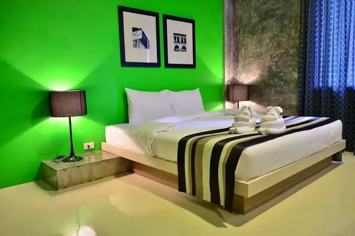 The b Ranong Trend Hotel 