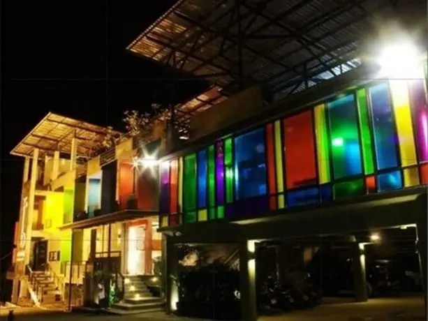 The b Ranong Trend Hotel 