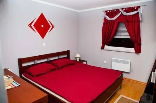 Apartments Saric Pula 