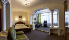 Primorskaya Hotel 