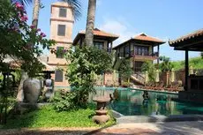 Lotus Village Resort 