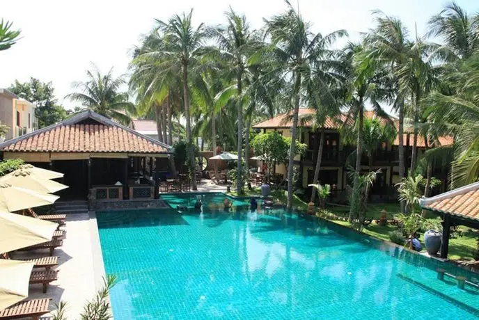 Lotus Village Resort 