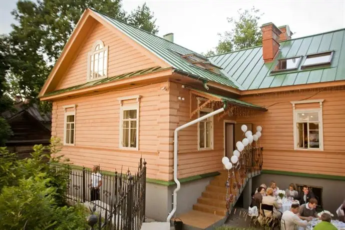 U Pokrovki Guest House 