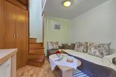 Apartments Ljiljana 