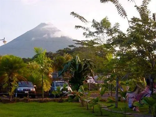 Arenal Backpackers Resort 