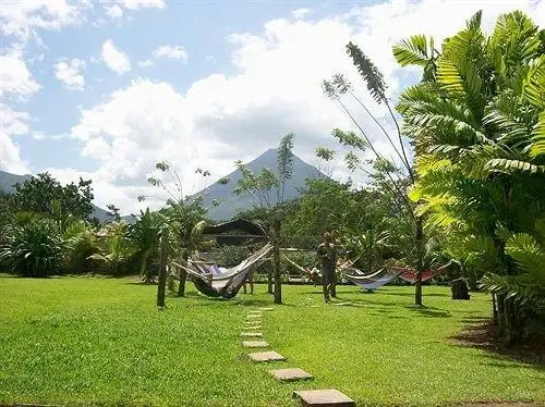 Arenal Backpackers Resort 