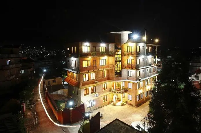 Royal Astoria Hotel 