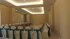 Puri Indah Hotel & Convention 