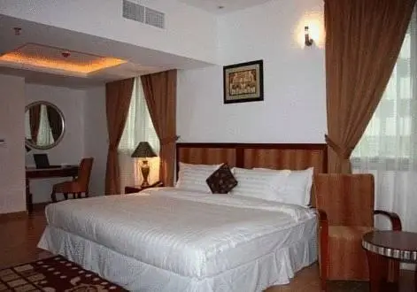 Al Reem Hotel Apartments 