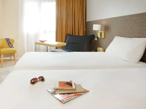 Ibis Styles Tours Centre 