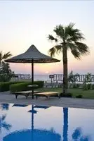 Tamra Beach Resort 