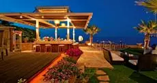Cavo Seaside Luxury Suites - Adults Only 