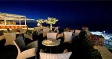 Cavo Seaside Luxury Suites - Adults Only 