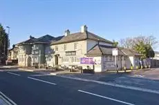 Premier Inn Christchurch Highcliffe 