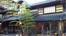 Enokiya Ryokan 