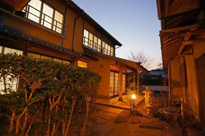 Yufuin Onsen Wafu Ryokan Tsuenosho