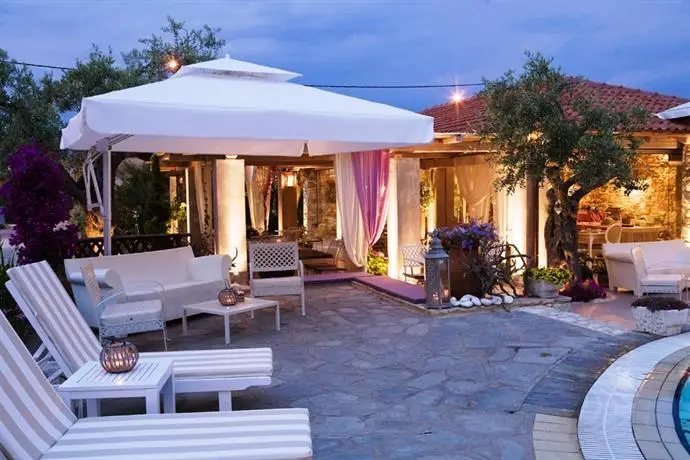 Nikoleta Luxury Villa 