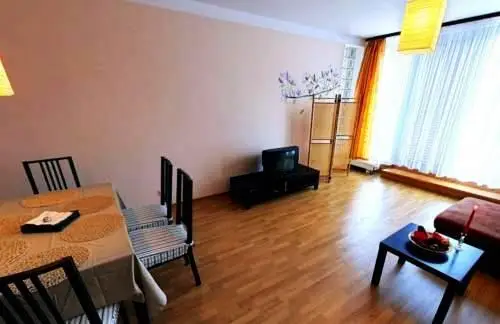 Apartament Karmelowy 