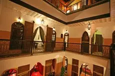 Riad Laora 