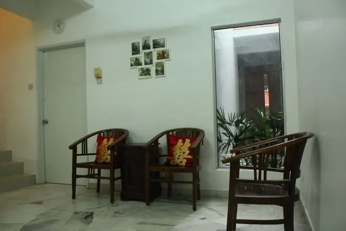 Teratai Homestay Taman Kinrara 2 